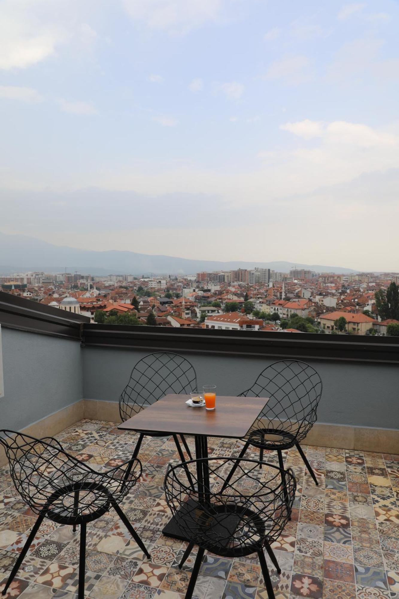 Hotel Hiserra Prizren Exterior photo